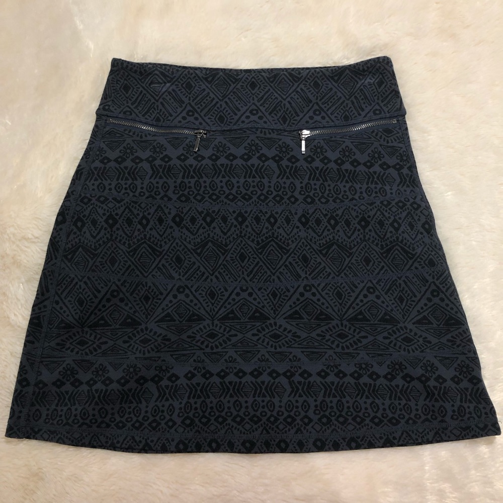 Athleta skirt